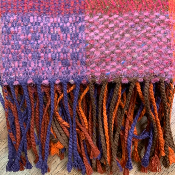Descours Paris Scarf - Picture 3 of 4